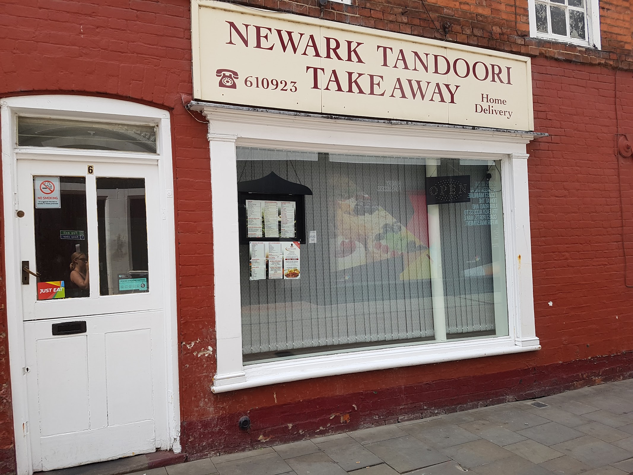 Photo of Newark Tandoori - 6 Balderton Gate, Newark-on-Trent, Newark NG24 1UE